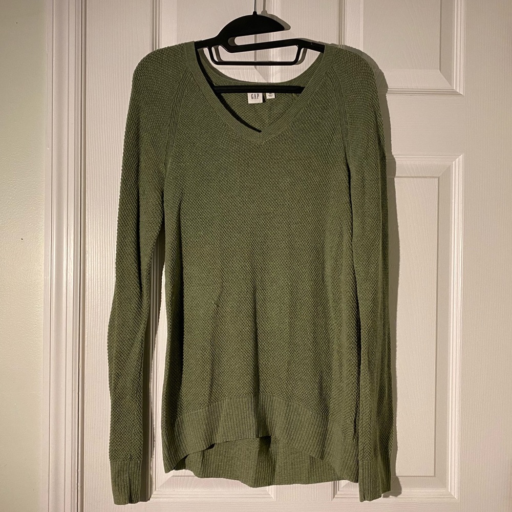 xs gap green sweater